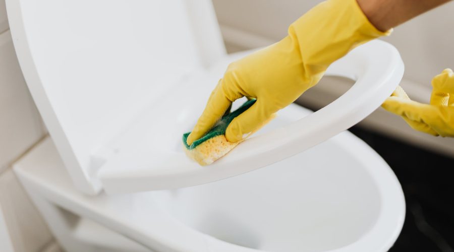 fürdőszoba takarítás